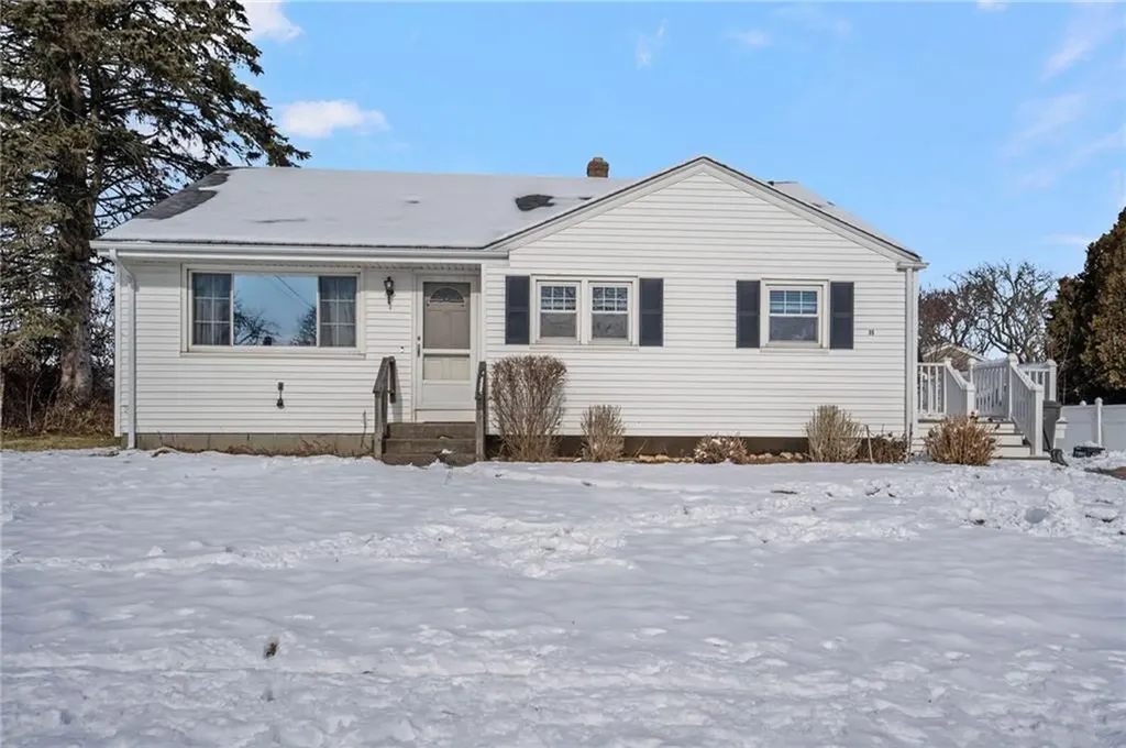 35 Squantum Drive Middletown RI 02842