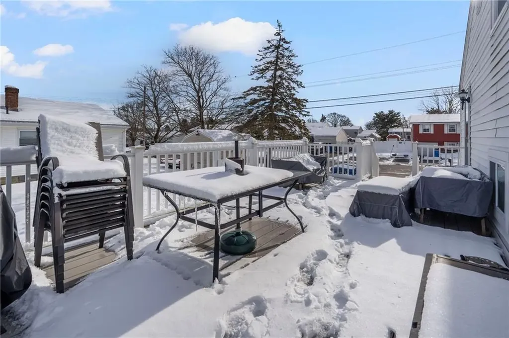 35 Squantum Drive Middletown RI 02842