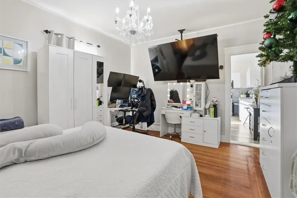 183 Byfield Street Providence RI 02905
