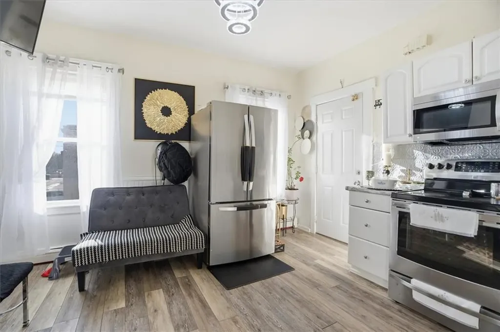183 Byfield Street Providence RI 02905