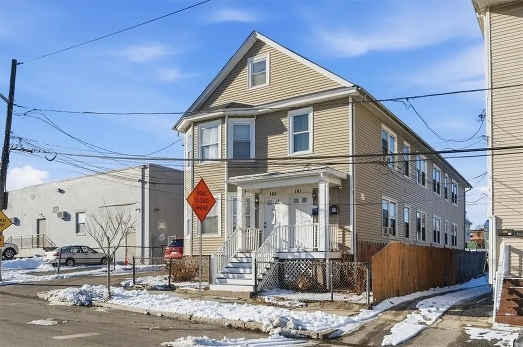 183 Byfield Street Providence RI 02905