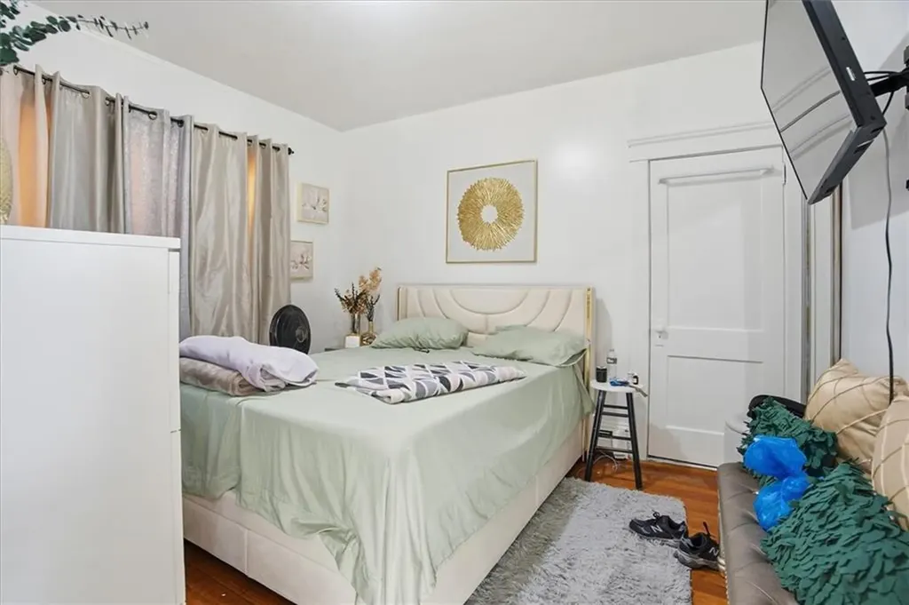 183 Byfield Street Providence RI 02905