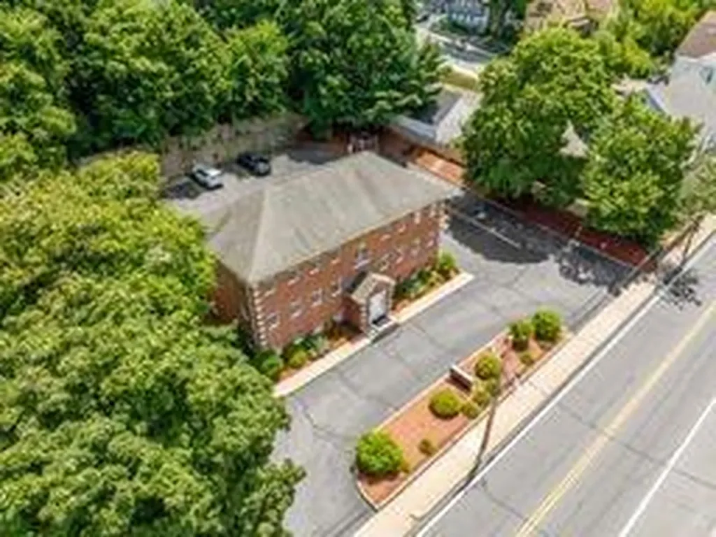 352 Park Avenue Woonsocket RI 02895