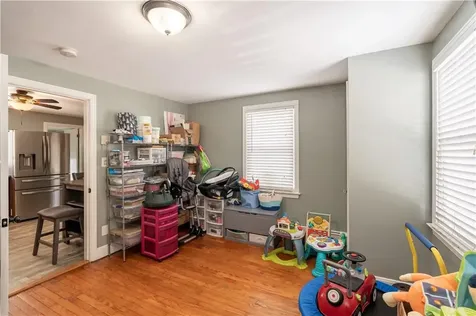 727 Mendon Road Woonsocket RI 02895