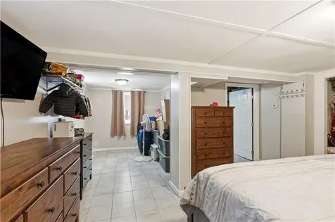 727 Mendon Road Woonsocket RI 02895