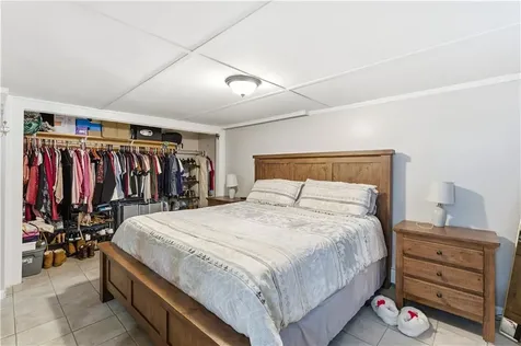 727 Mendon Road Woonsocket RI 02895