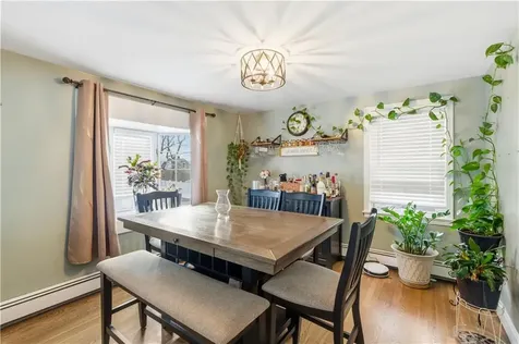 727 Mendon Road Woonsocket RI 02895