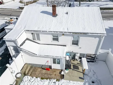 727 Mendon Road Woonsocket RI 02895