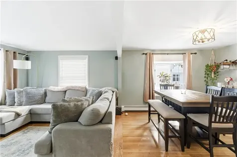 727 Mendon Road Woonsocket RI 02895