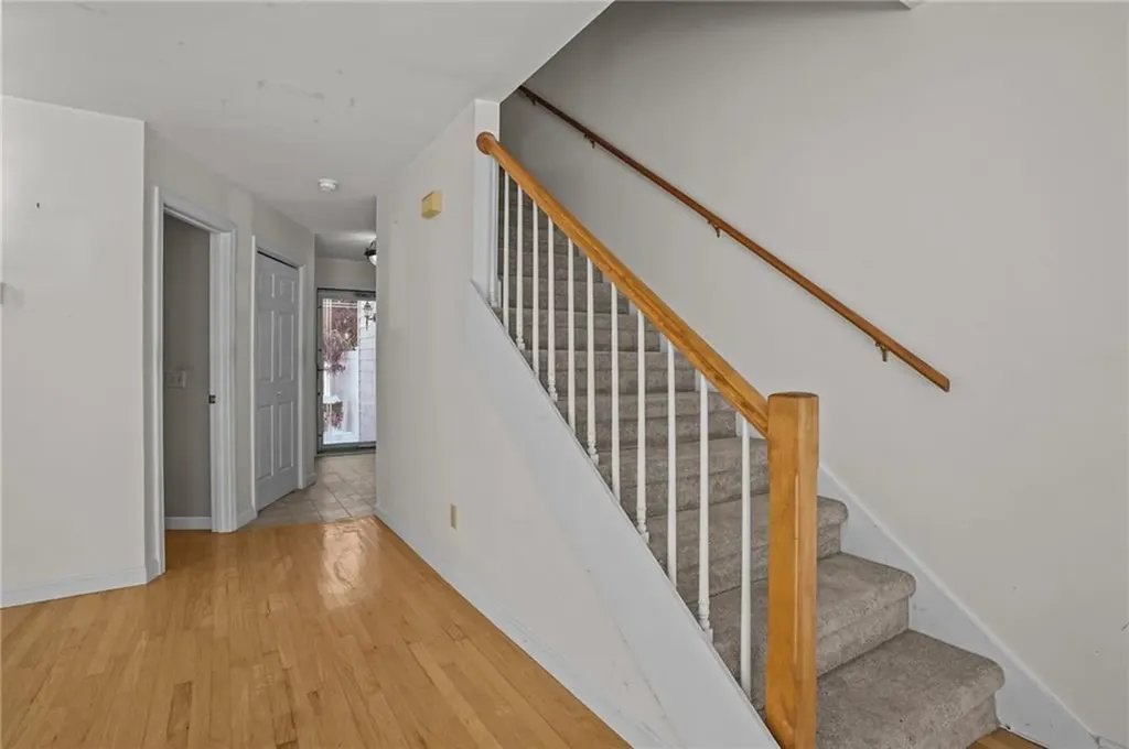 1029 Boston Neck Road Narragansett RI 02882