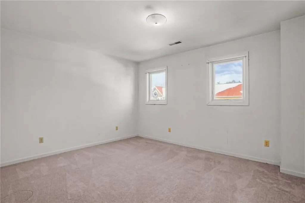 1029 Boston Neck Road Narragansett RI 02882