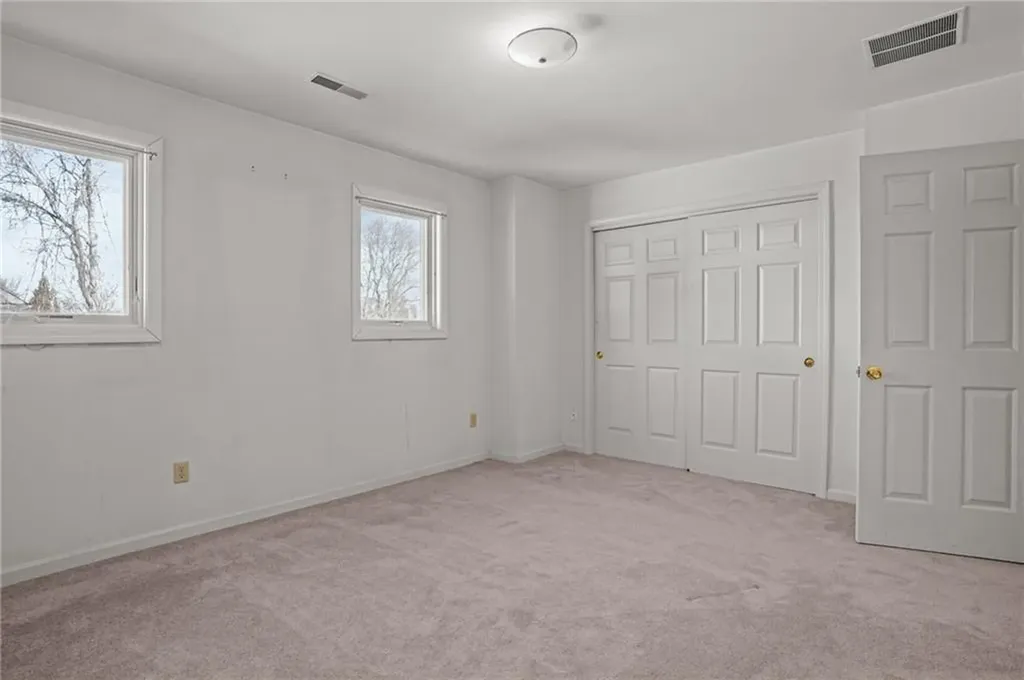 1029 Boston Neck Road Narragansett RI 02882