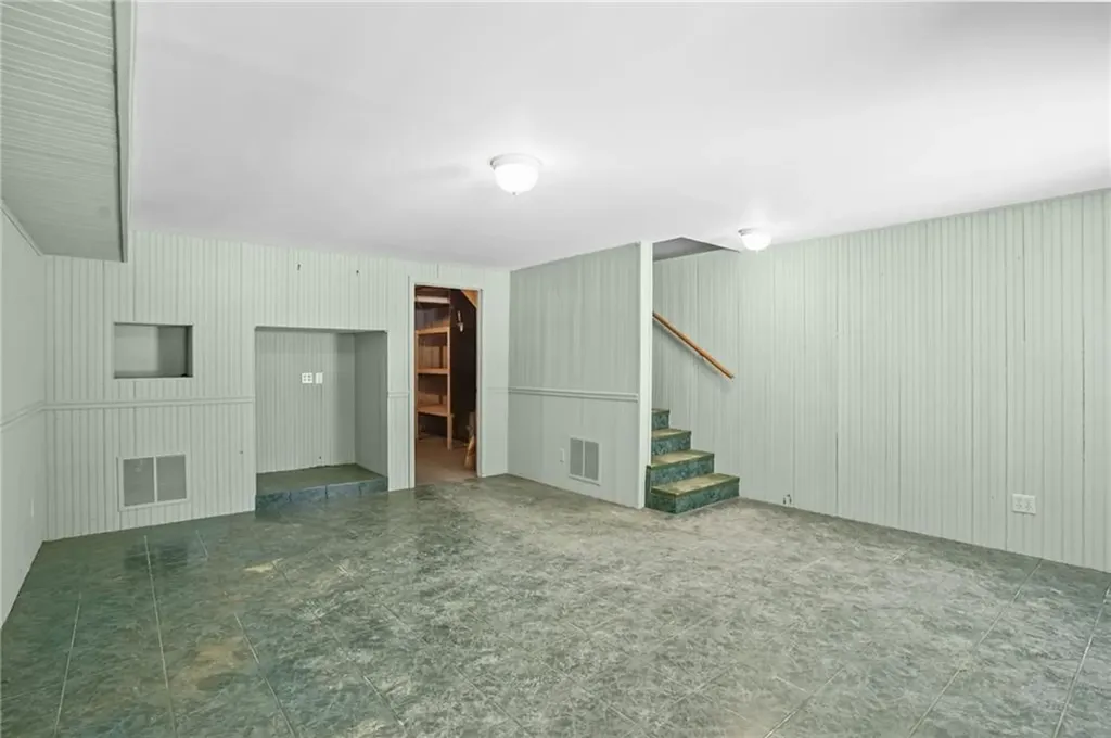 1029 Boston Neck Road Narragansett RI 02882