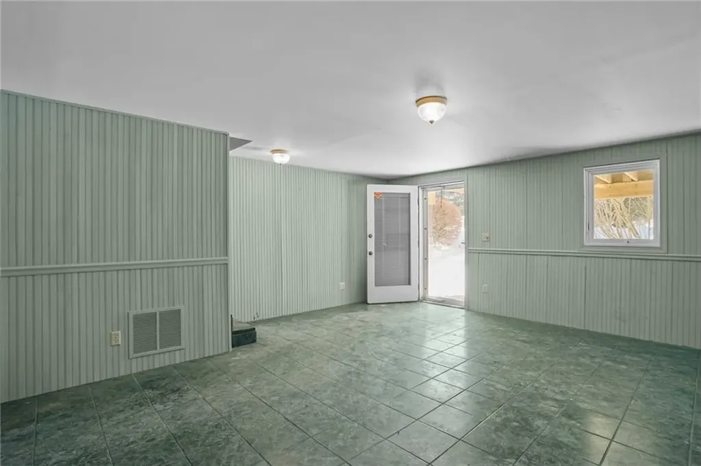 1029 Boston Neck Road Narragansett RI 02882