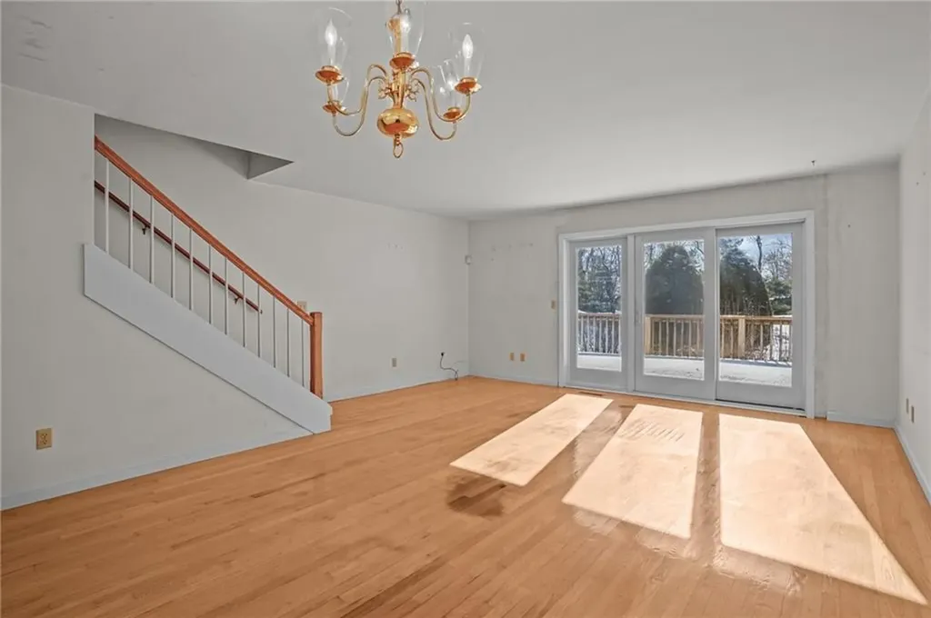 1029 Boston Neck Road Narragansett RI 02882