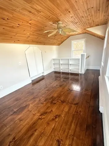 326 Fish Road Tiverton RI 02878