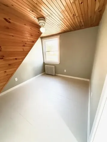 326 Fish Road Tiverton RI 02878