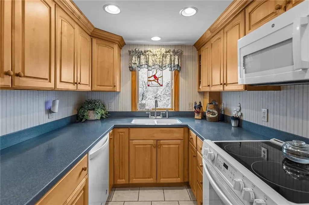 23 Butter Lane Charlestown RI 02813