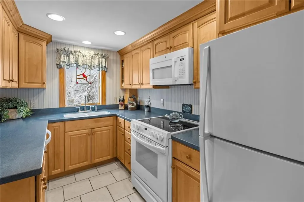 23 Butter Lane Charlestown RI 02813