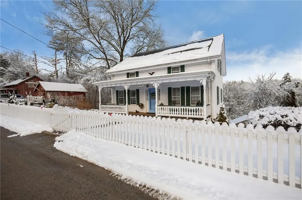 23 Butter Lane Charlestown RI 02813