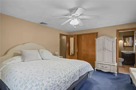 2 Sturbridge Avenue Smithfield RI 02828