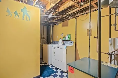 2 Sturbridge Avenue Smithfield RI 02828