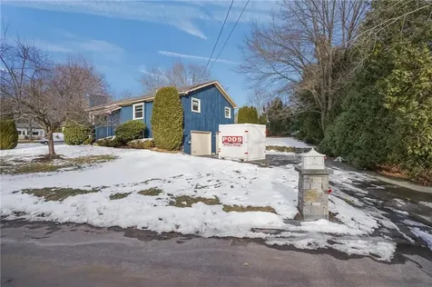 2 Sturbridge Avenue Smithfield RI 02828