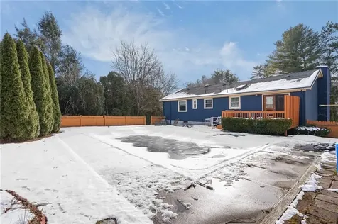 2 Sturbridge Avenue Smithfield RI 02828