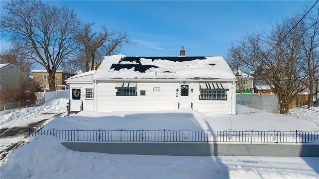 53 Samuel Avenue Pawtucket RI 02860