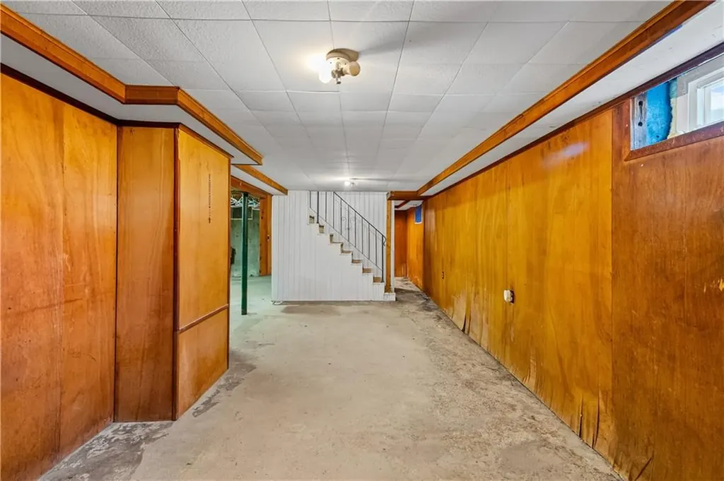 53 Samuel Avenue Pawtucket RI 02860