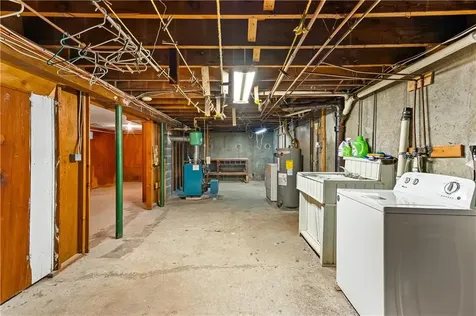 53 Samuel Avenue Pawtucket RI 02860