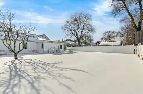 53 Samuel Avenue Pawtucket RI 02860