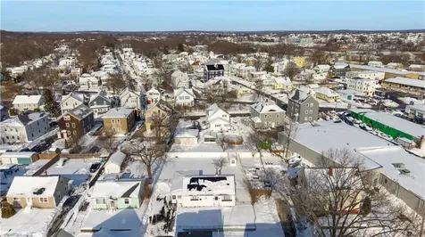 53 Samuel Avenue Pawtucket RI 02860