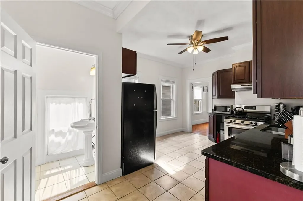 202 Rochambeau Avenue Providence RI 02906