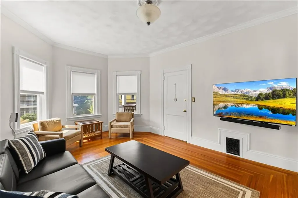 202 Rochambeau Avenue Providence RI 02906