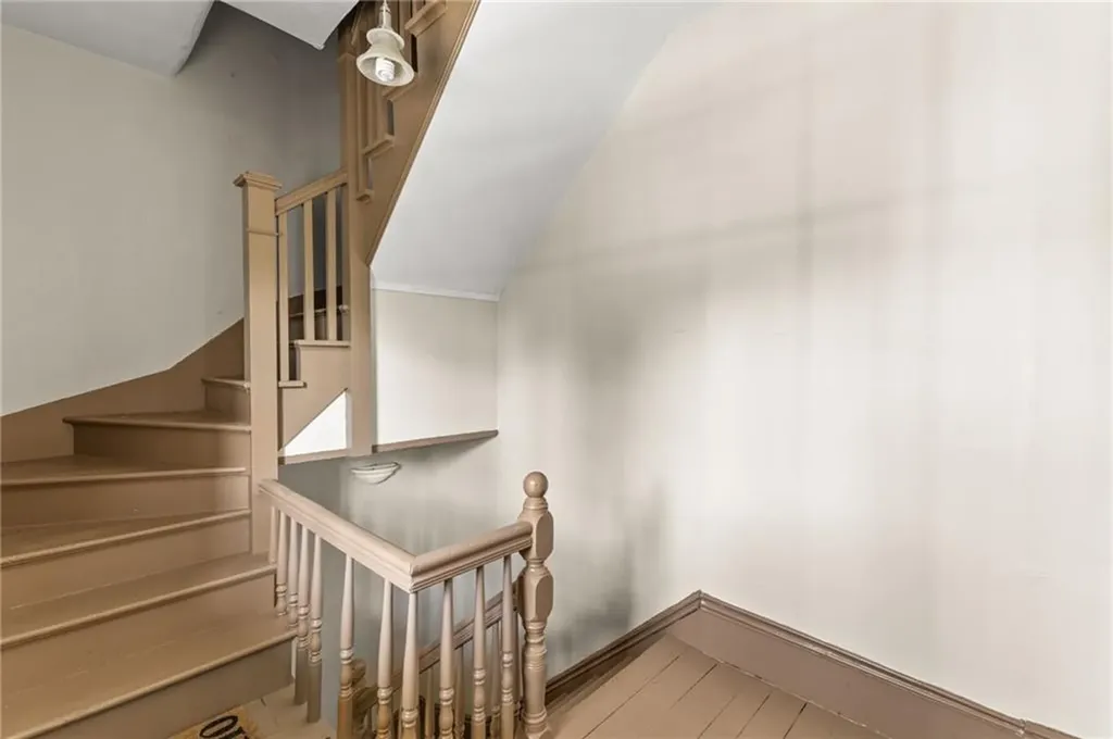 202 Rochambeau Avenue Providence RI 02906