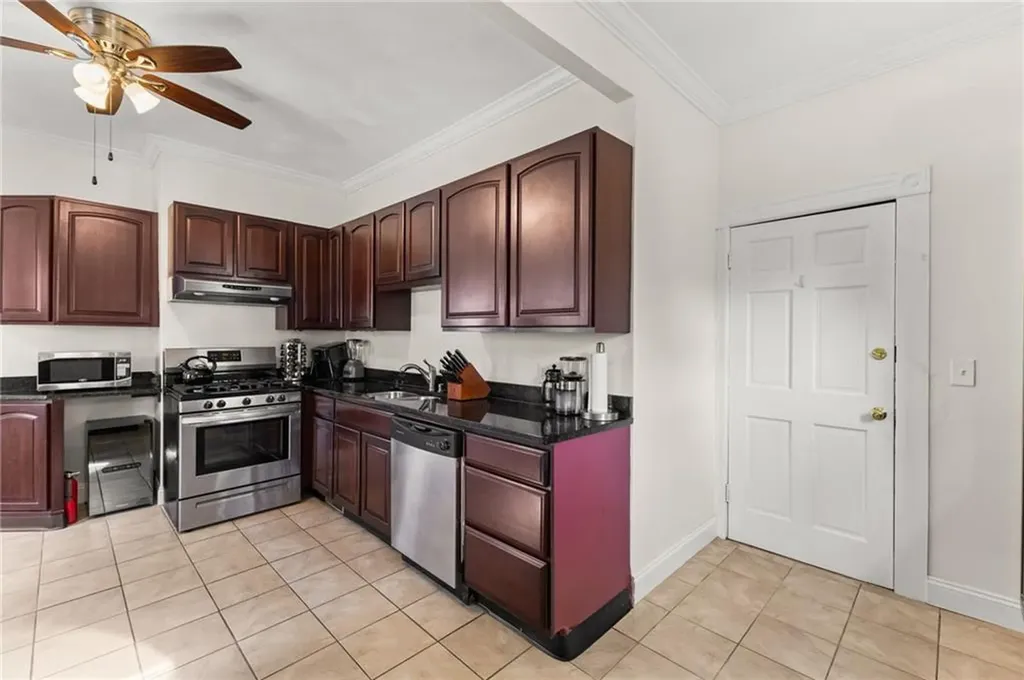 202 Rochambeau Avenue Providence RI 02906