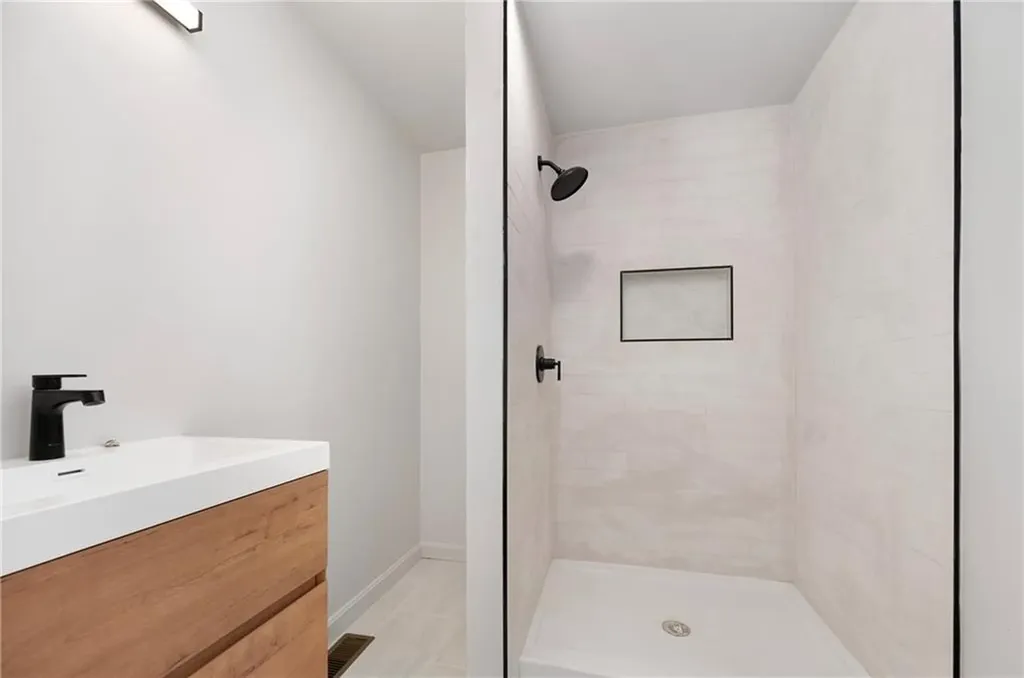 119 Farm Street Providence RI 02908