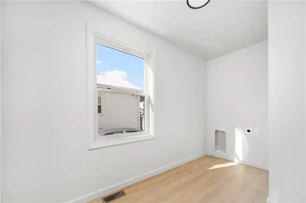 119 Farm Street Providence RI 02908