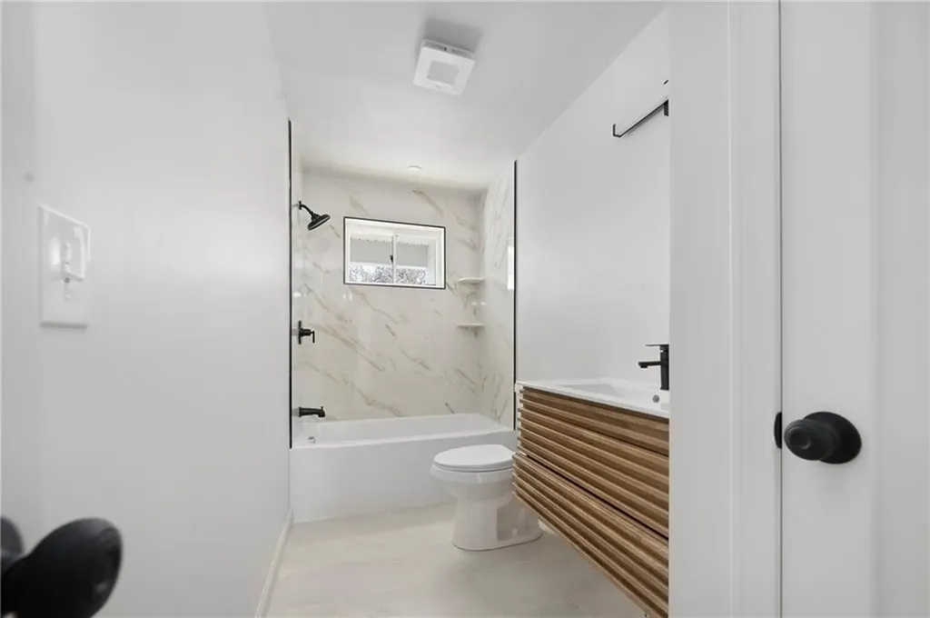 119 Farm Street Providence RI 02908