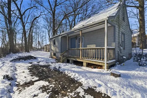 51 Pequot Avenue Cumberland RI 02864