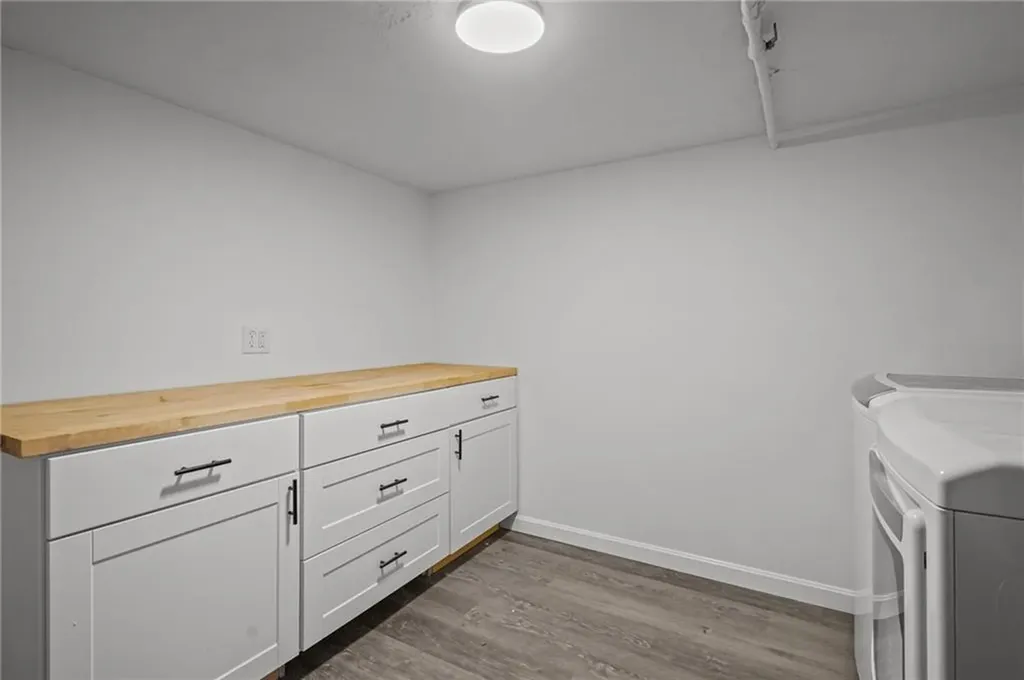 123 S Pierce Road East Greenwich RI 02818