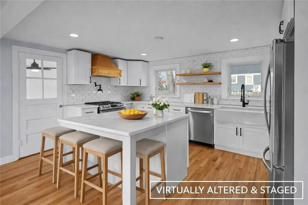 123 S Pierce Road East Greenwich RI 02818