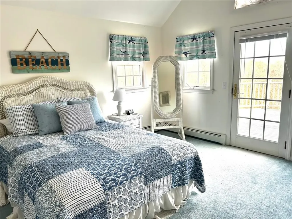 123 Border Avenue South Kingstown RI 02879