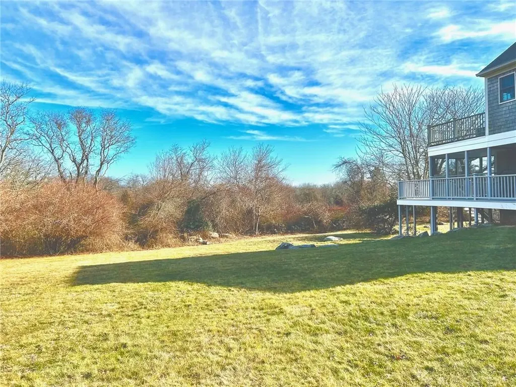 123 Border Avenue South Kingstown RI 02879