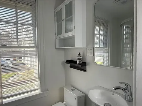 821 Post Road Warwick RI 02888