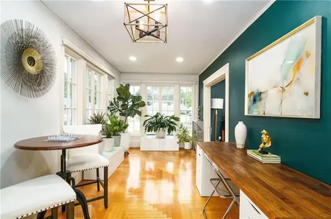 821 Post Road Warwick RI 02888