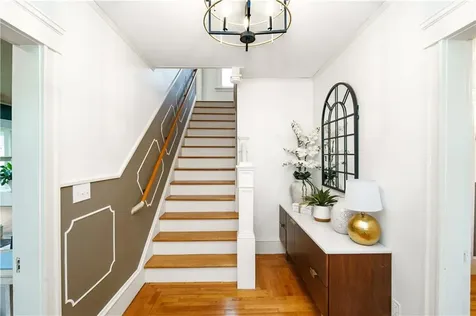 821 Post Road Warwick RI 02888