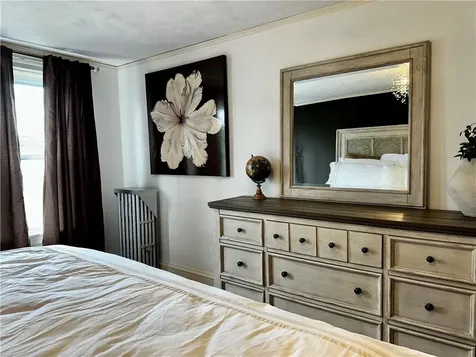 821 Post Road Warwick RI 02888