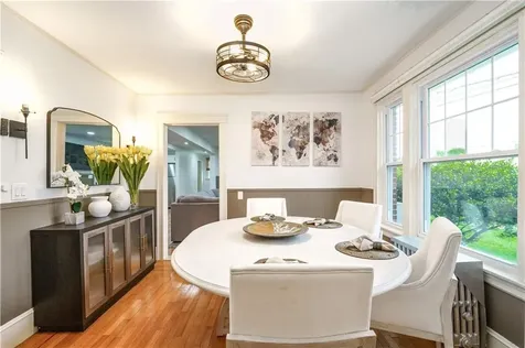 821 Post Road Warwick RI 02888